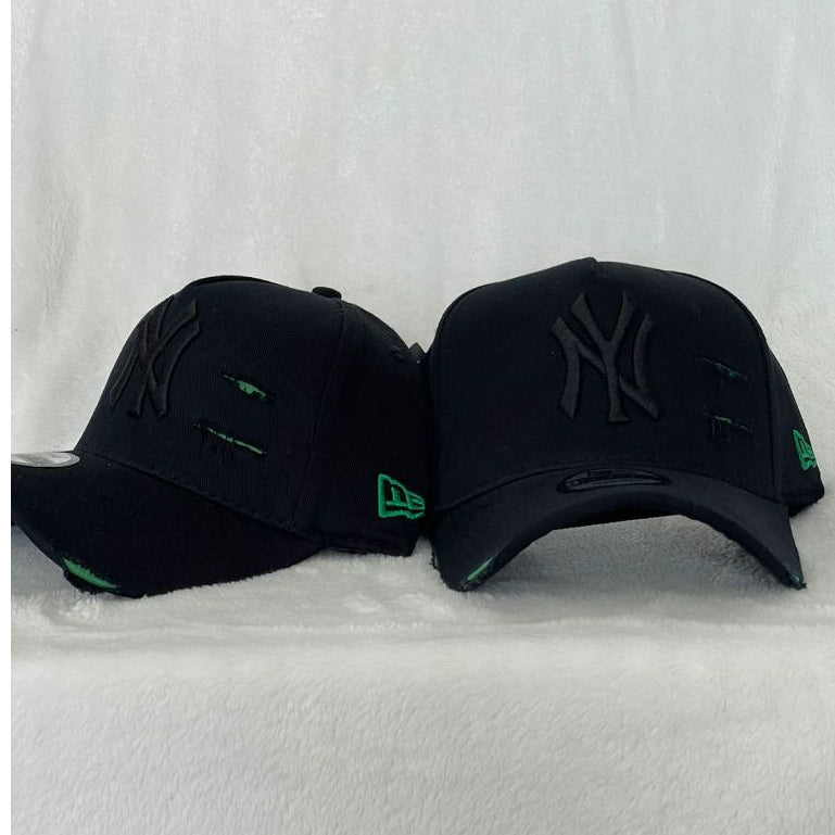 Boné Aba Curva com Detalhe de Rasgo - NY New York - Kaype Store