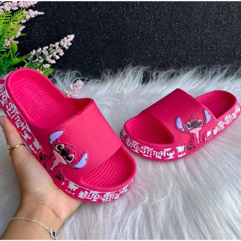 Chinelo Infantil Nuvem com Personagens - Leve, Confortável e Divertido