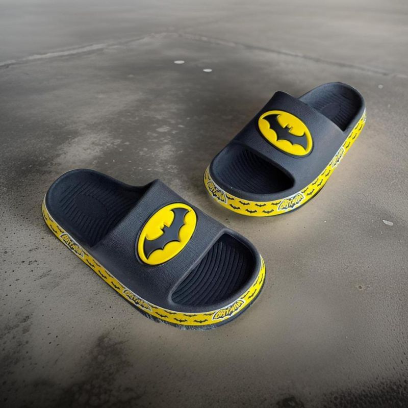 Chinelo Infantil Nuvem com Personagens - Leve, Confortável e Divertido