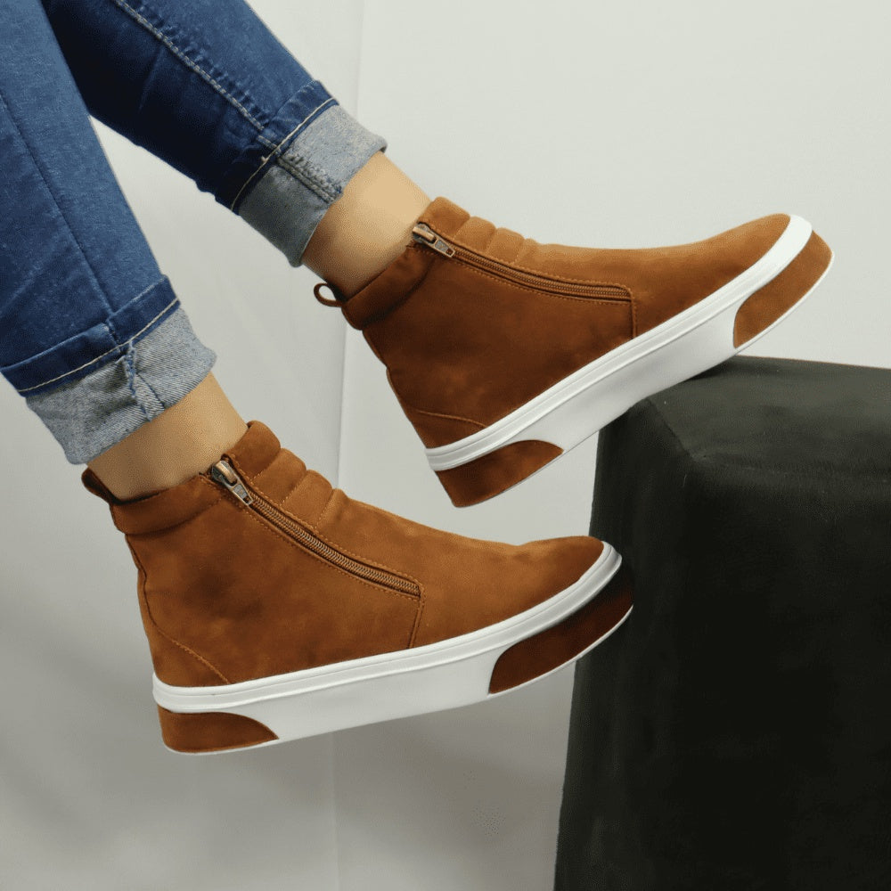 Tênis Feminino Botinha em Camurça Leve 203-GG - Kaype Store