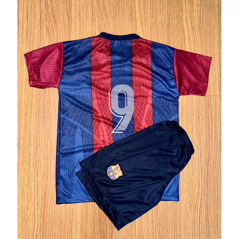 Conjunto infantil juvenil futebol Barcelona
