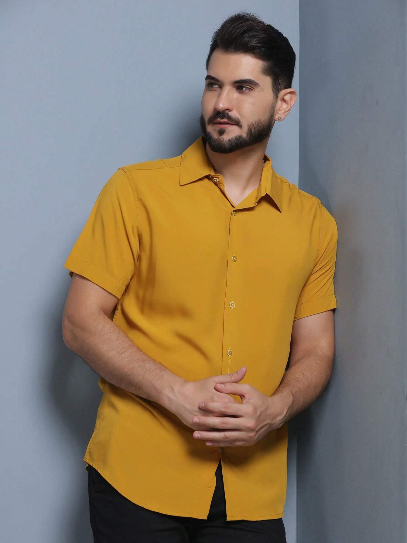 Camisa Social Masculina Manga Curta de Botão Lisa - Elegância e Conforto - Kaype Store