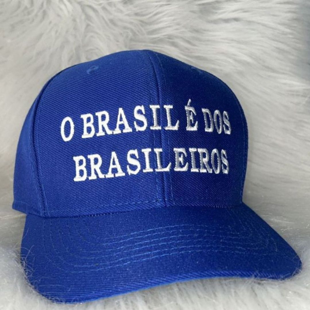 Boné 'O Brasil é dos Brasileiros' - Bordado de Alta Qualidade | Kaype Store
