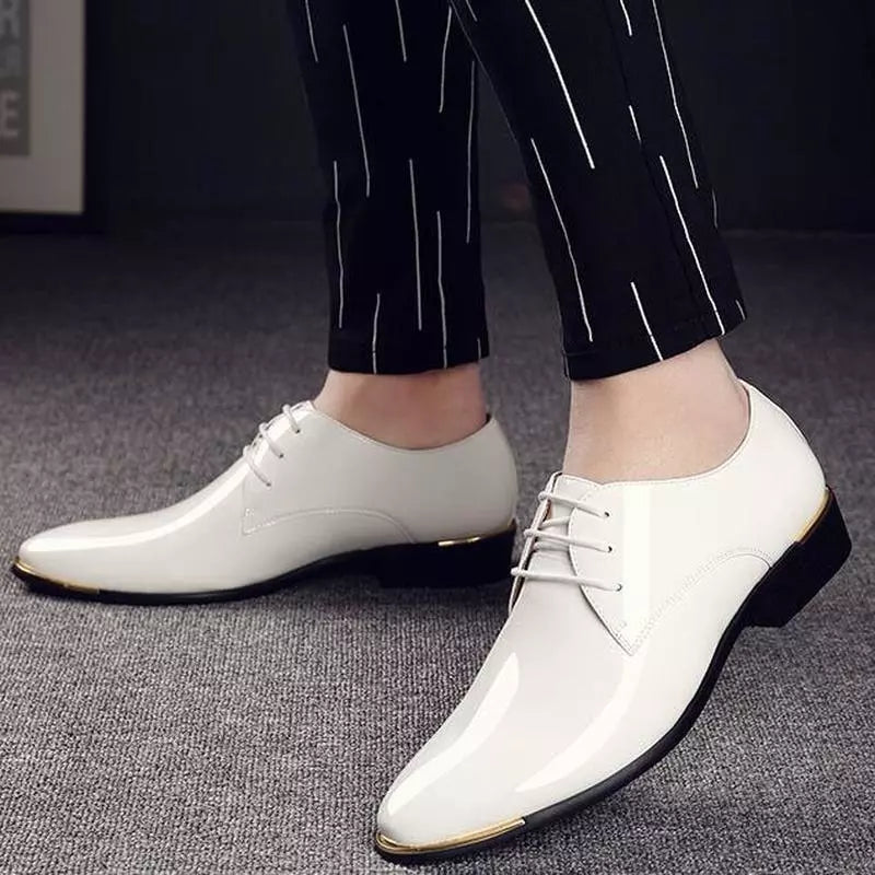 Sapato Social Masculino Bico Fino Verniz - Elegância e Conforto em um Único Calçado CAL015 Kaypestore 
